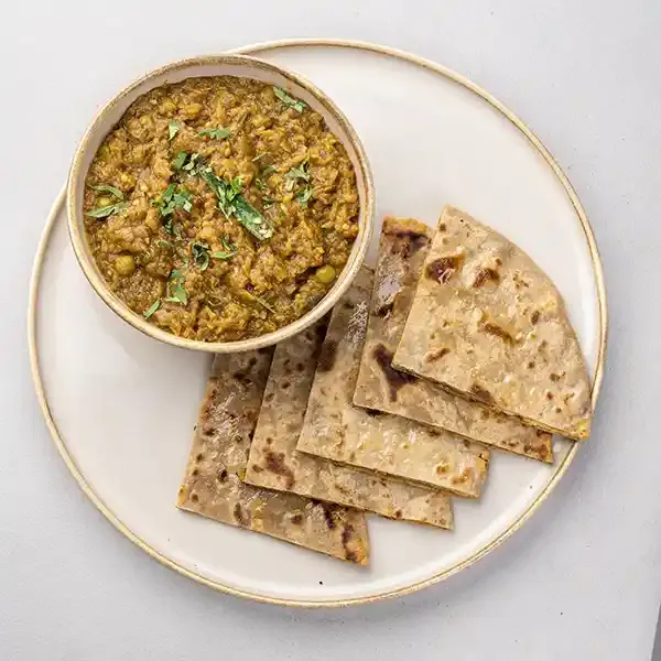 Baingan Bharta & Paneer Paratha
