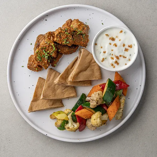 Beef Shish Tawook With Grilled Veg, Pita & Garlic Toum