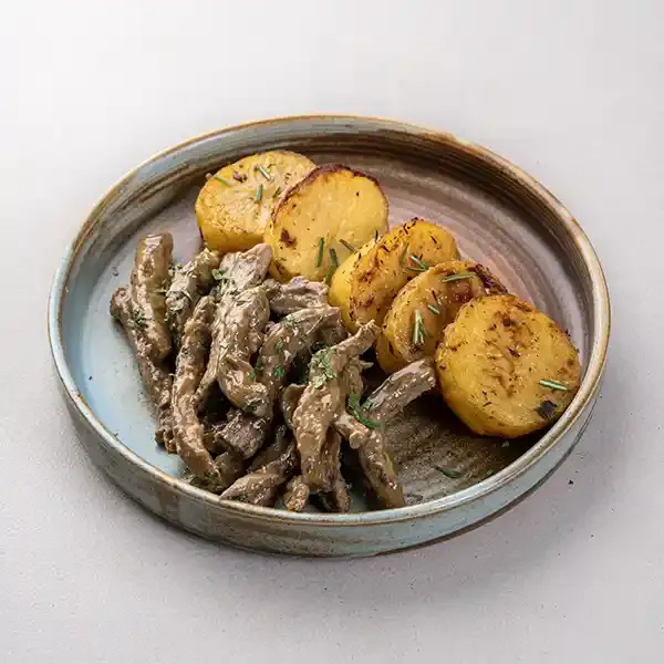 Cracked Pepper Beef Juliennes With Potato Rosemary Fondant