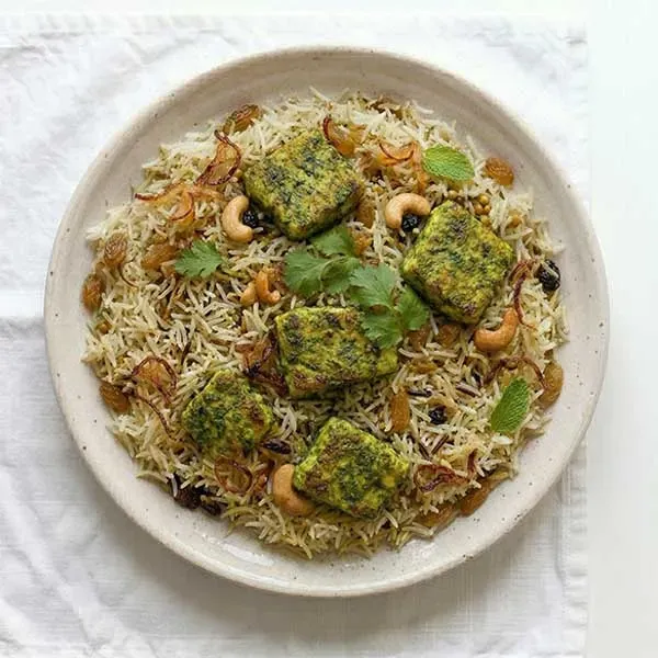 Hariyali Tawa Fish With Sprouted bean Rice