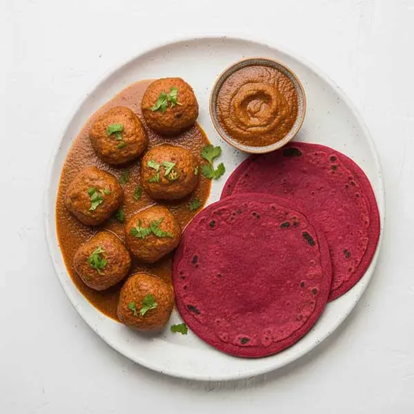 Jaipuri Aloo Paneer Pyaza Kofta With Beetroot Chapati