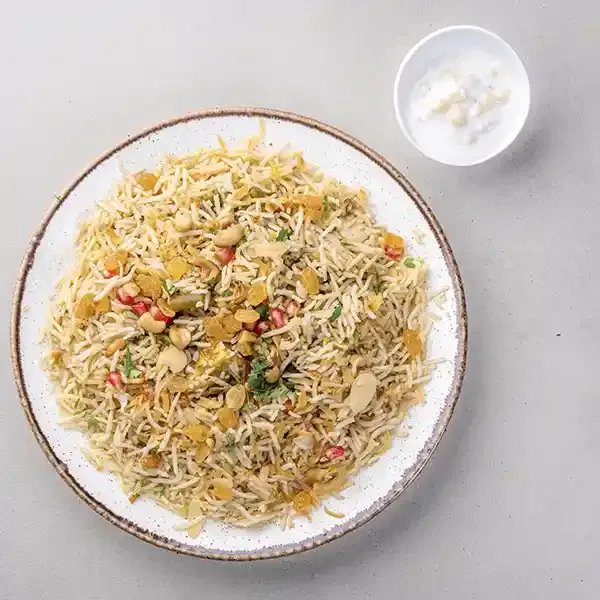 Kashmiri Vegetable Pulao With Boondhi Raita