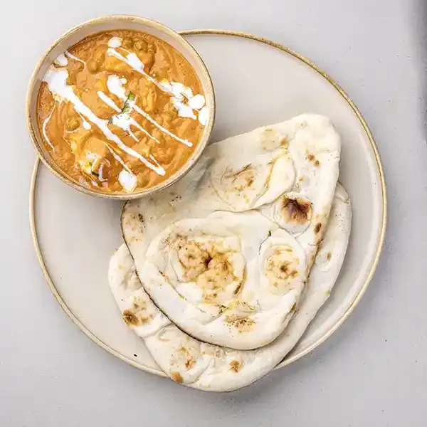 Paneer & Green Pea Makhani With Butter Toasted Naan