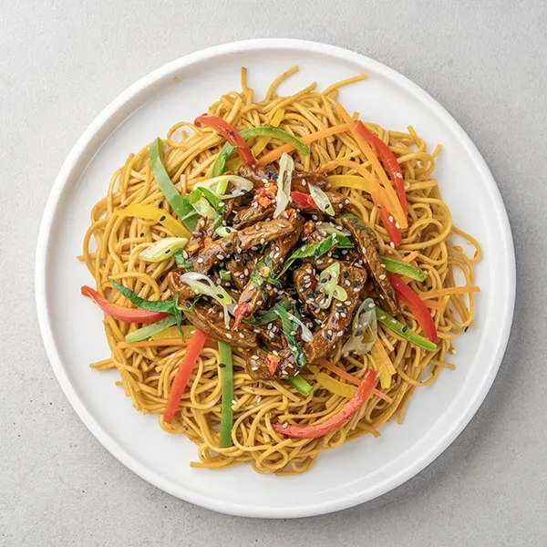 Sesame Scallion Beef With Noodles
